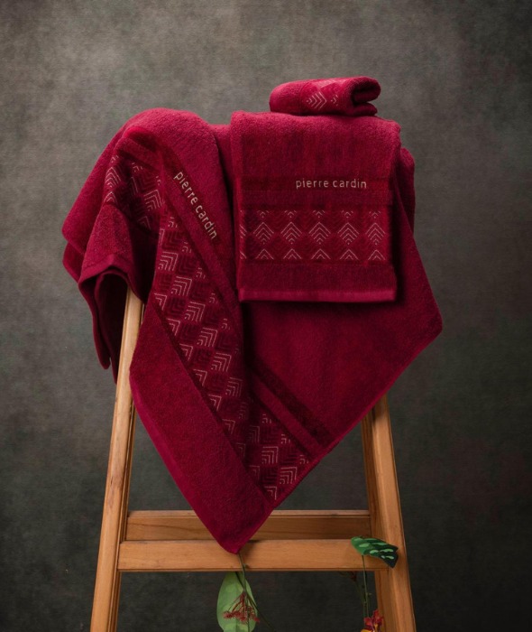 Serviette Pierre Cardin original