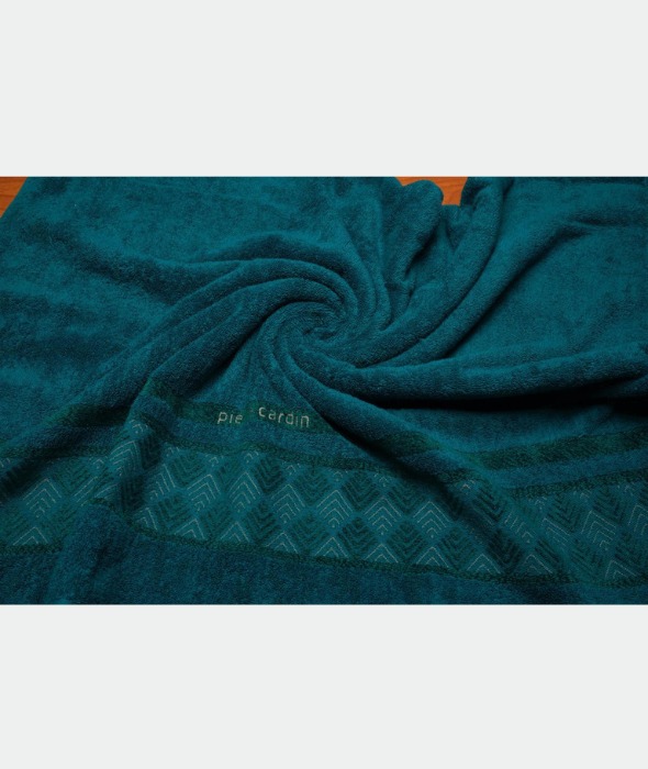 Serviette Pierre Cardin original