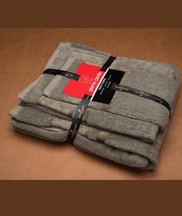 Serviette Pierre Cardin original