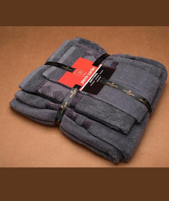 Serviette Pierre Cardin original